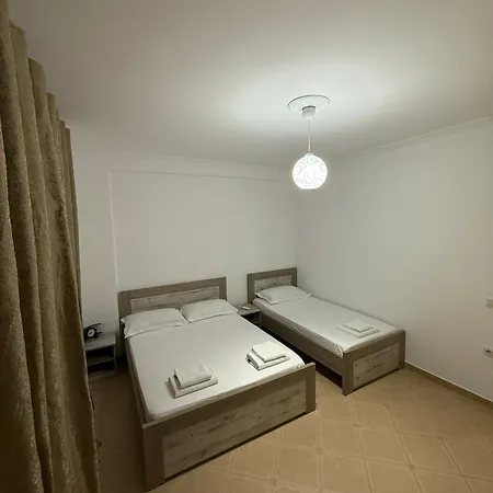 Cote Azur 06 * Sarandë