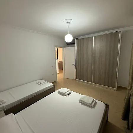 Cote Azur 06 Apartment *