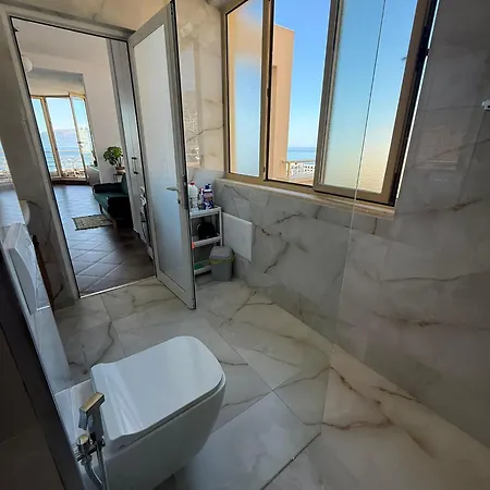 Cote Azur 06 Sarandë