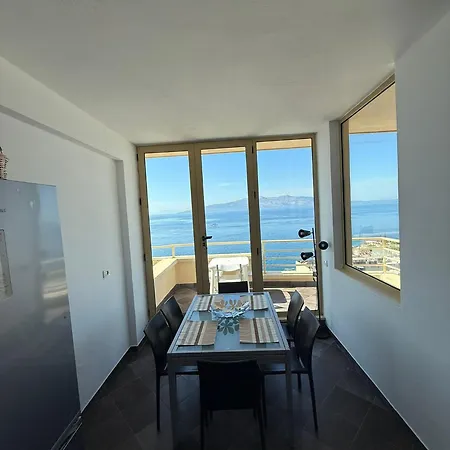 Cote Azur 06 Apartment