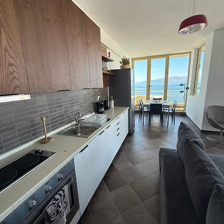 Cote Azur 06 * Sarandë