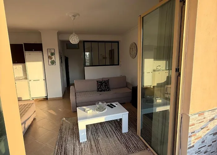 Cote Azur 06 Sarandë